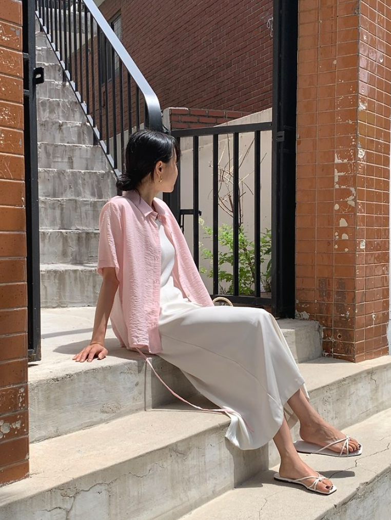 Silky half sleeves blouse