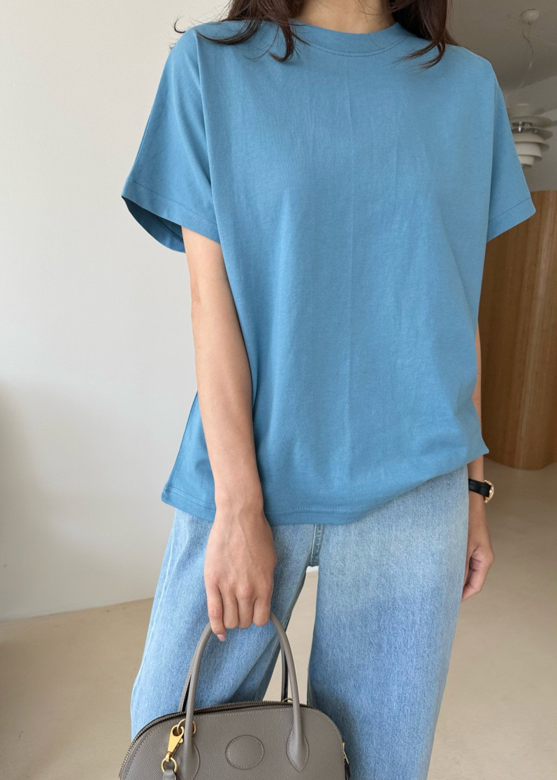 Batwing sleeves t-shirt