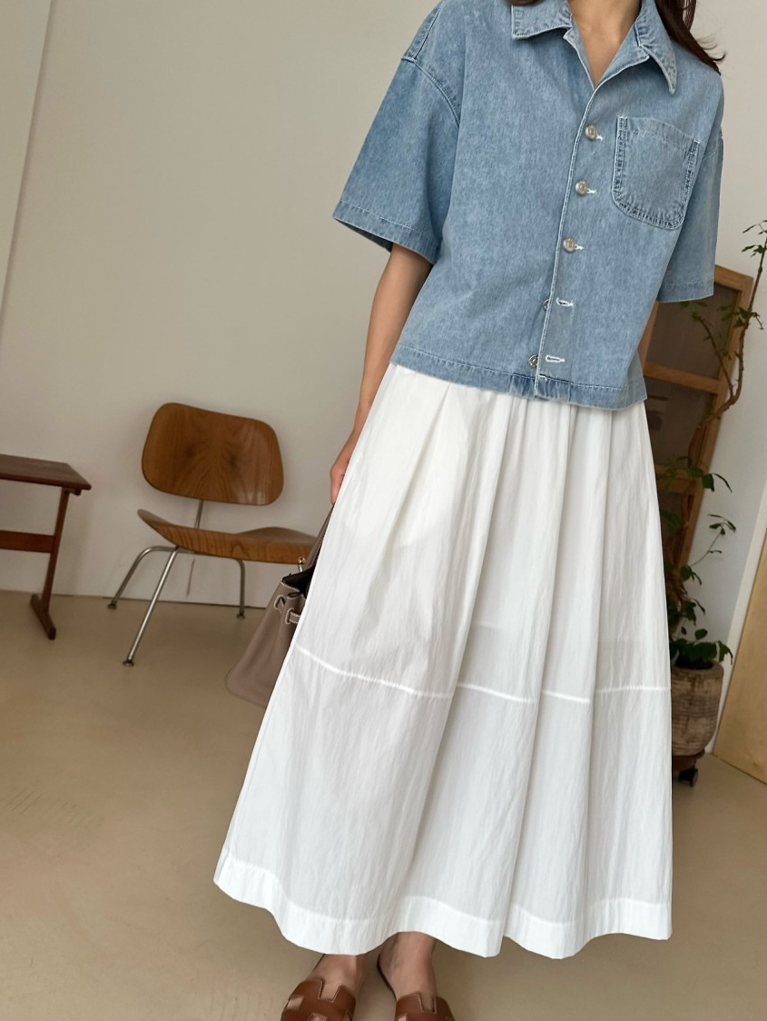 Cropped denim jacket