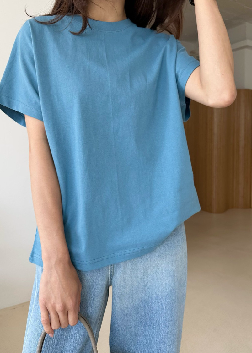 Batwing sleeves t-shirt