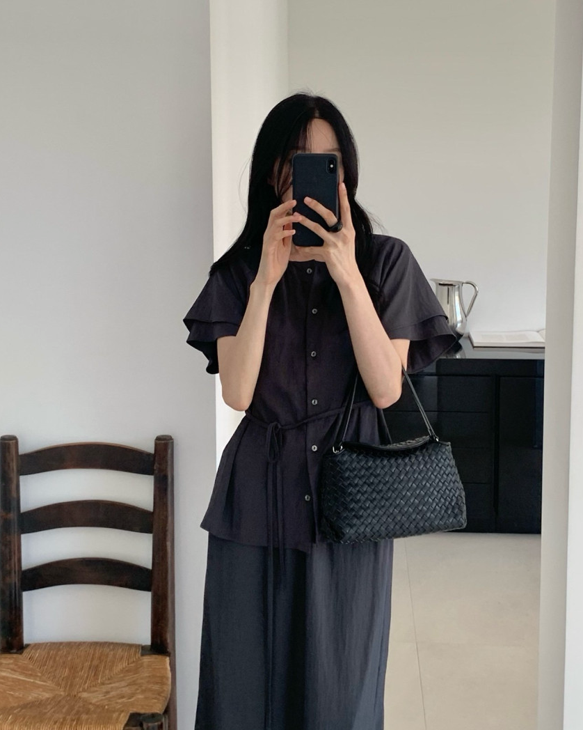 Wing sleeves blouse/ Skirt