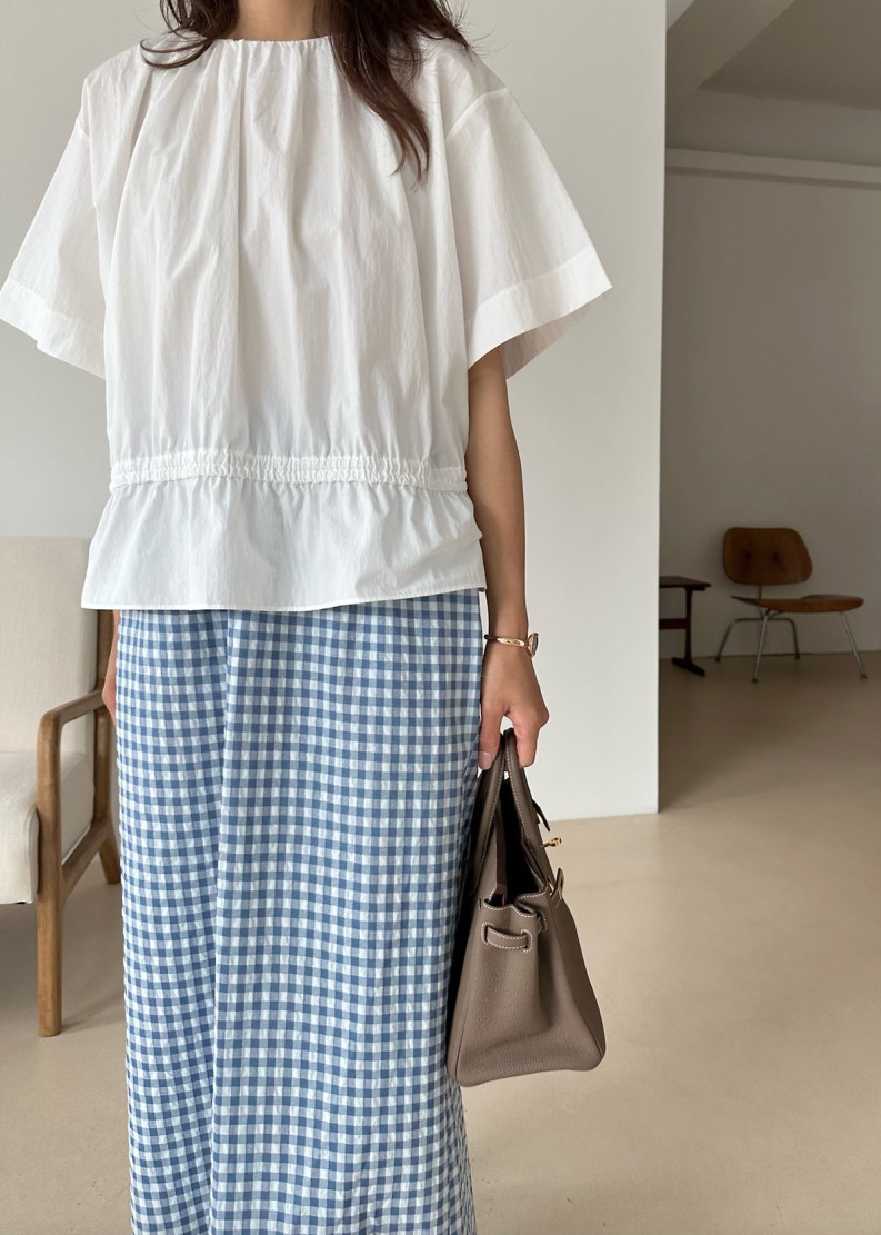 Shirring neckline blouse