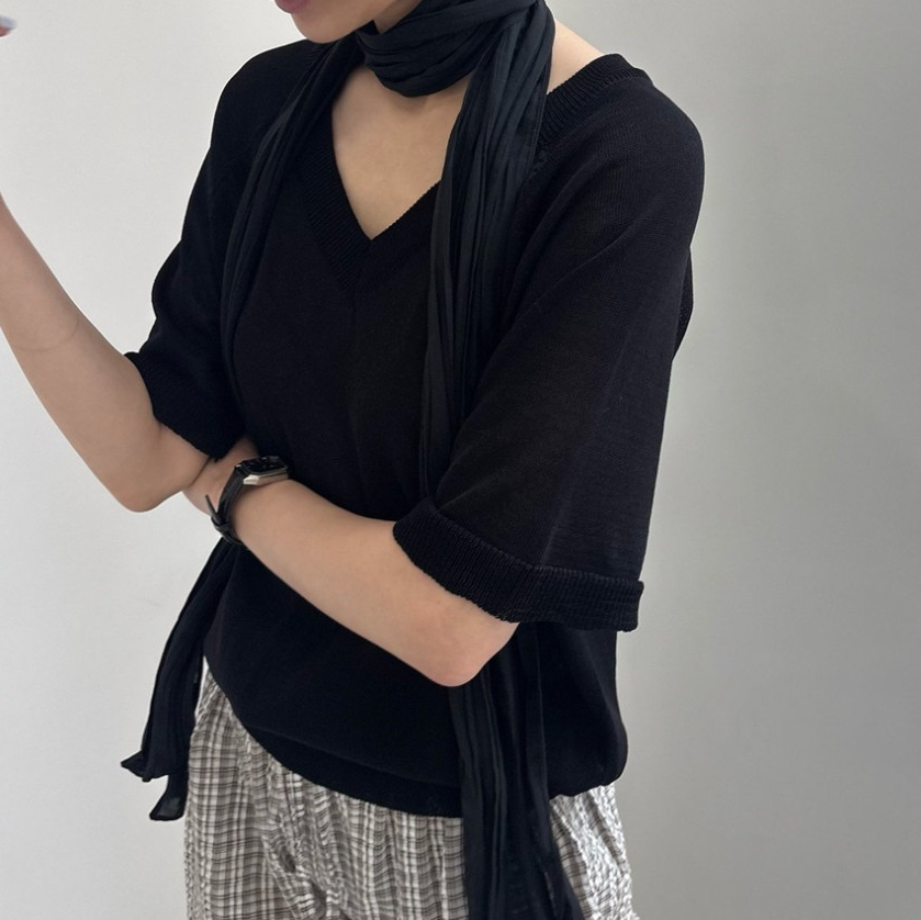 V neck summer knit top