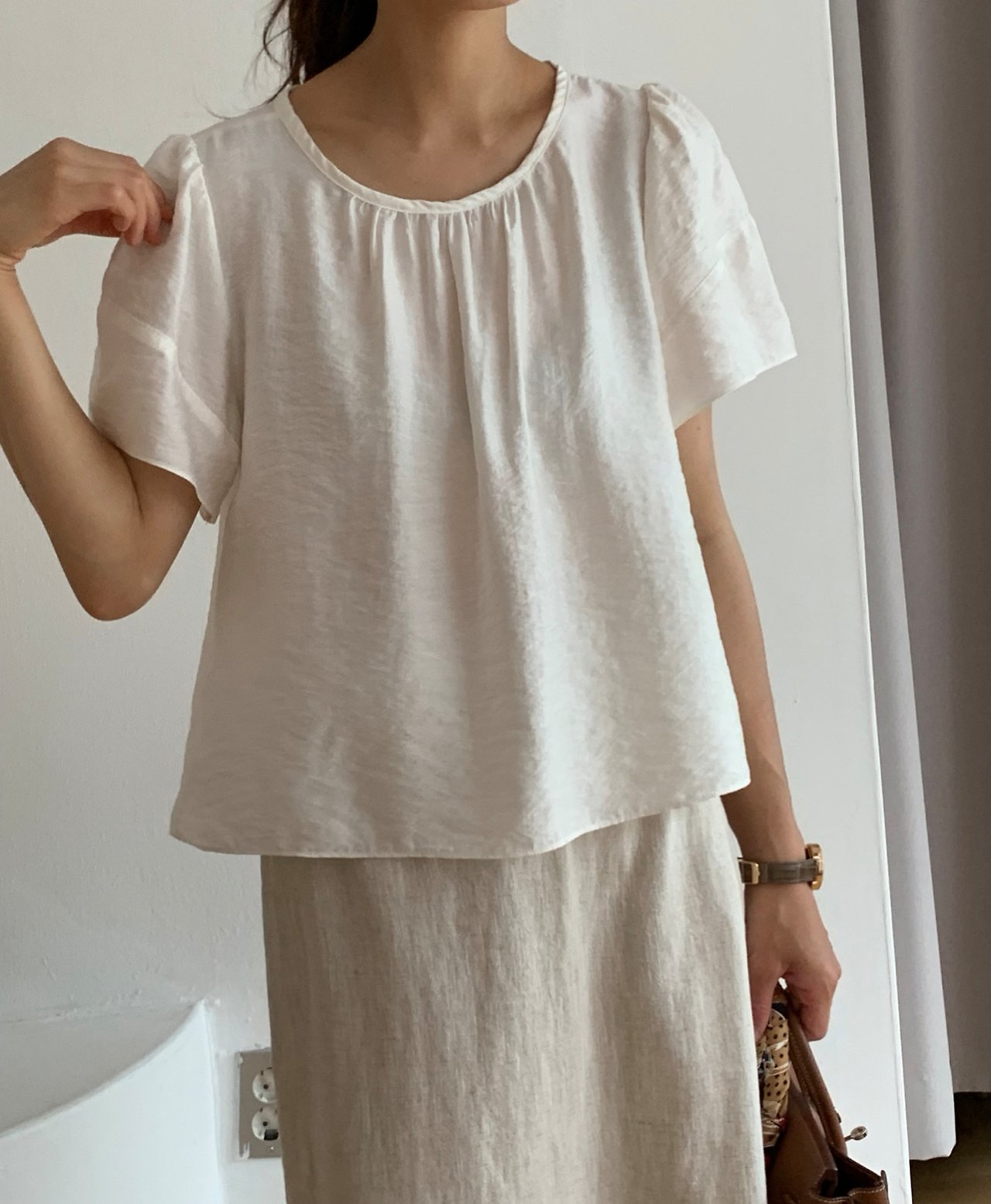 Modal puff sleeves blouse