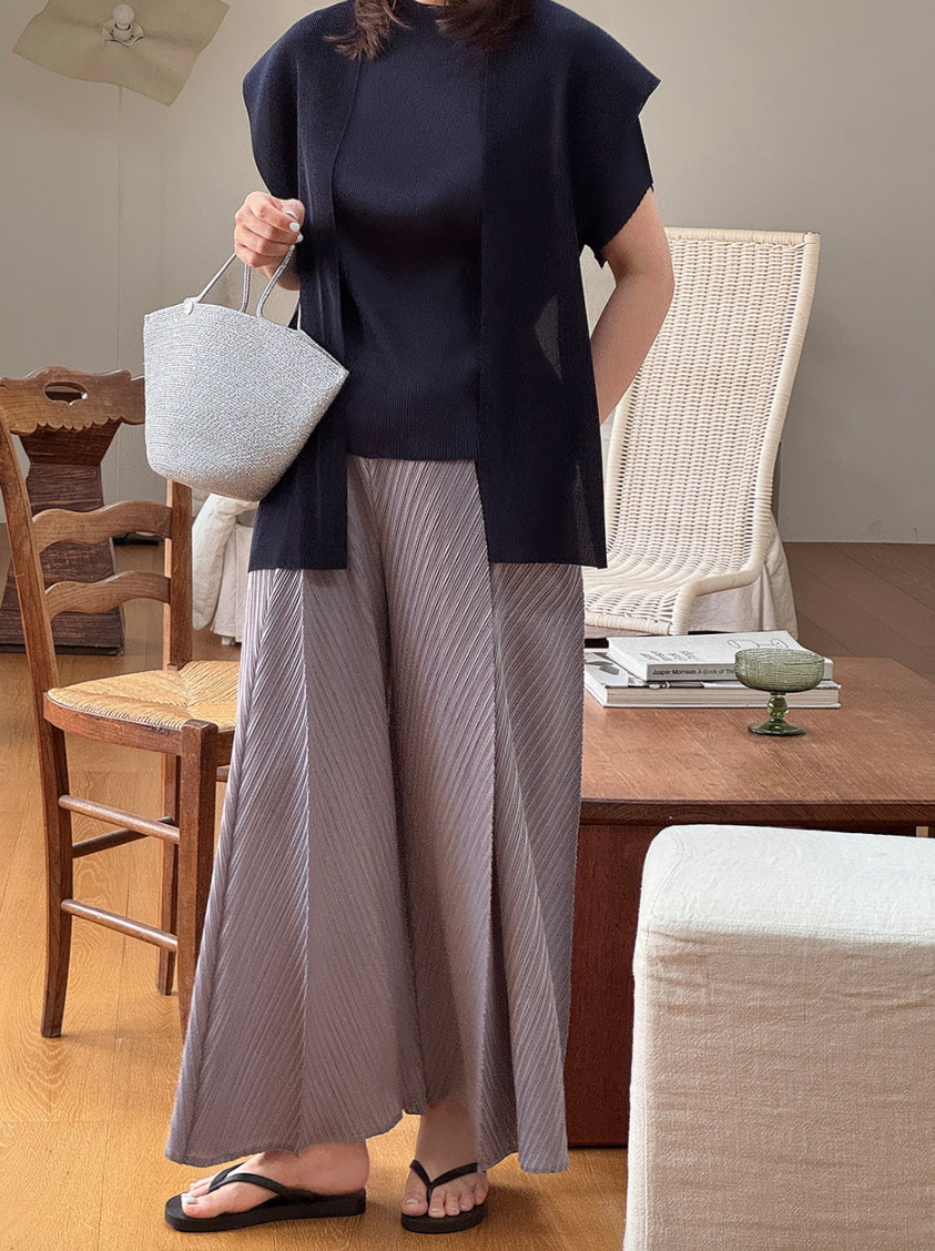 Shawl set pleats blouse