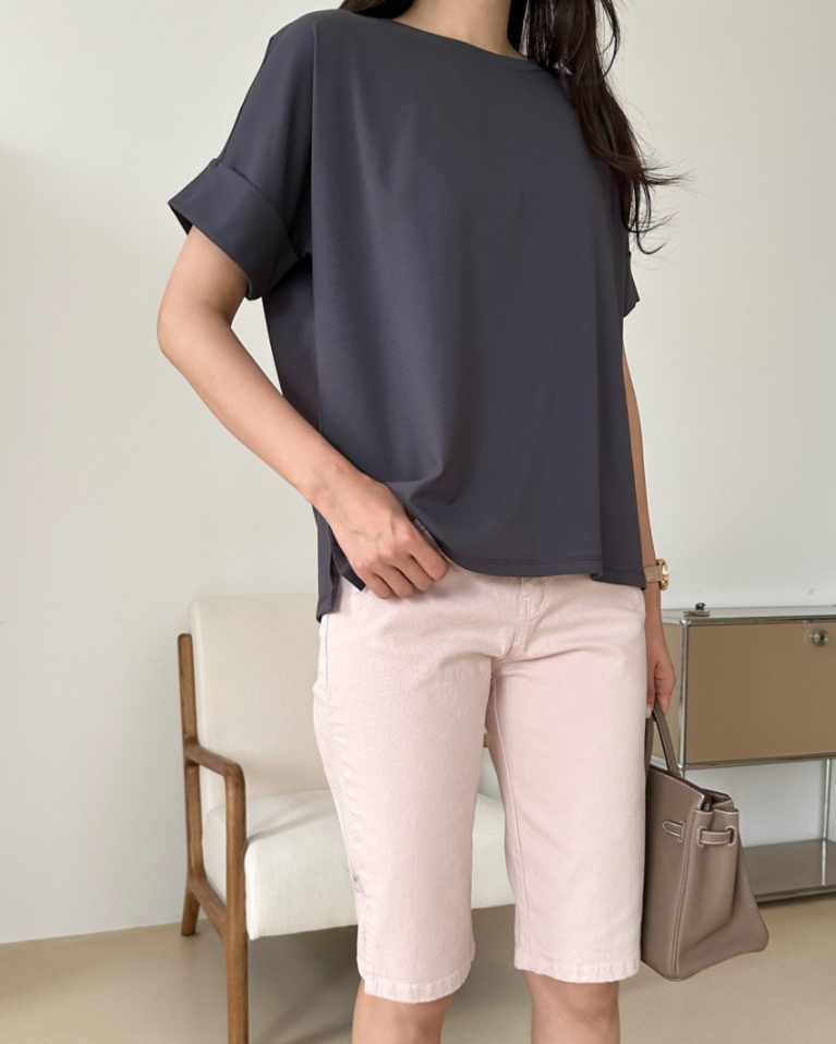 Silky wide cuff T-shirt