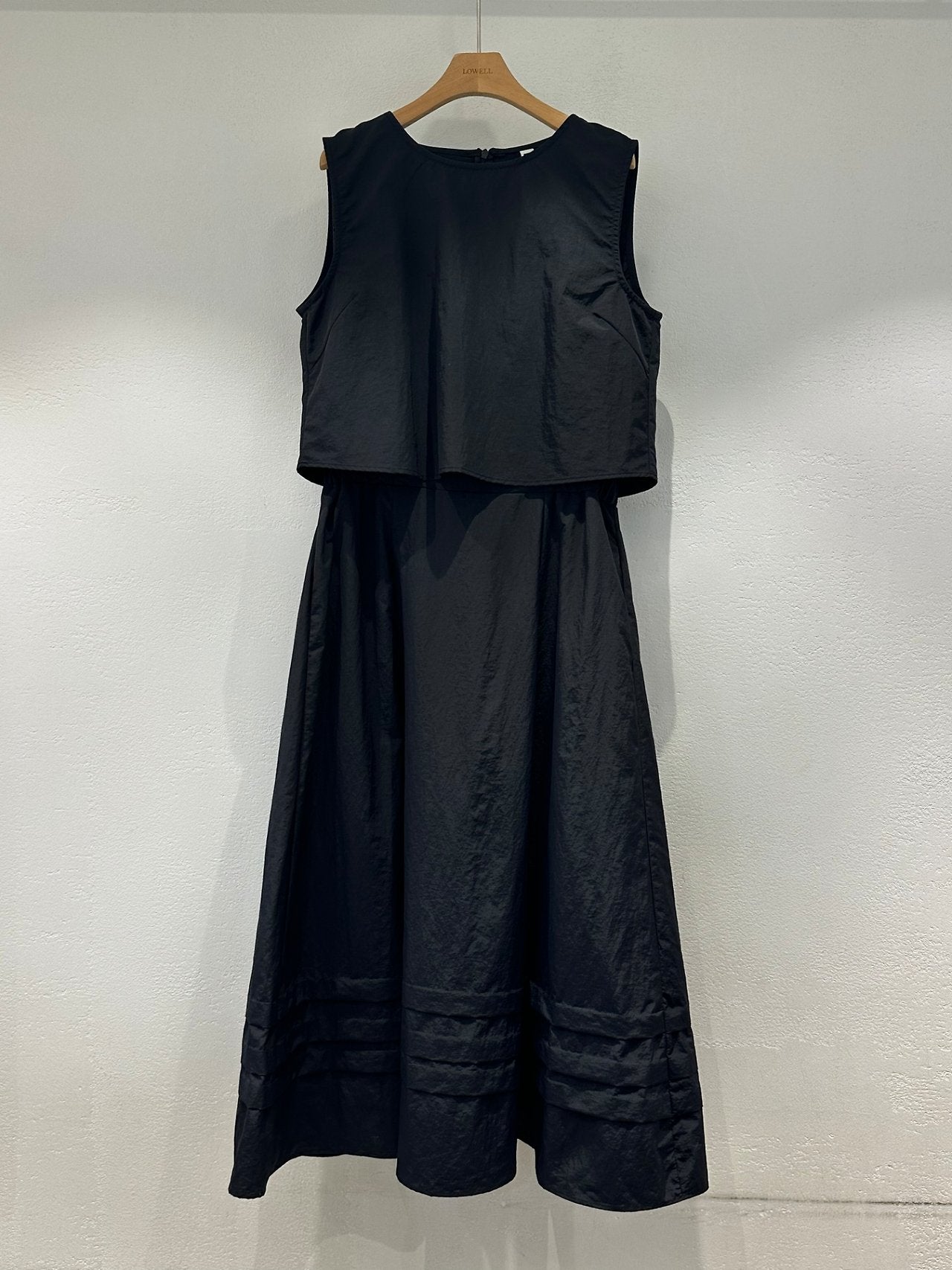 Layered top dress