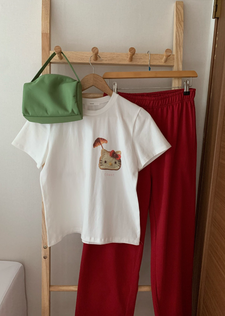 Toast T-shirt