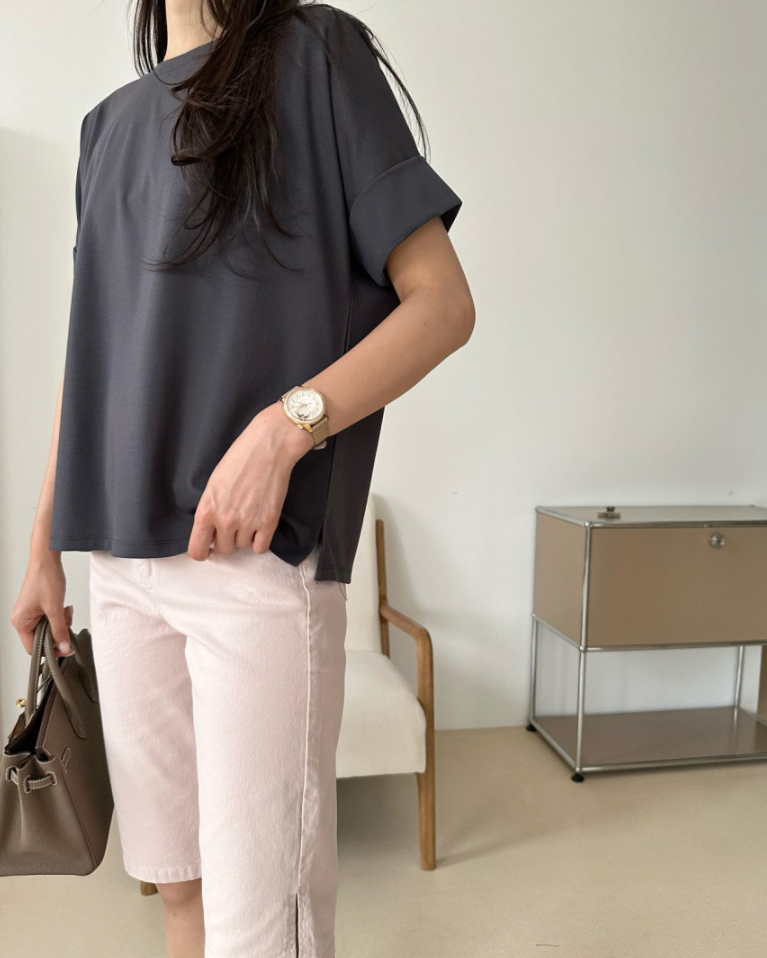Silky wide cuff T-shirt
