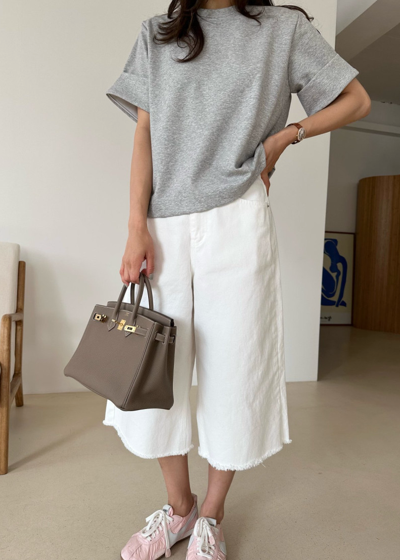 White denim bermuda pants