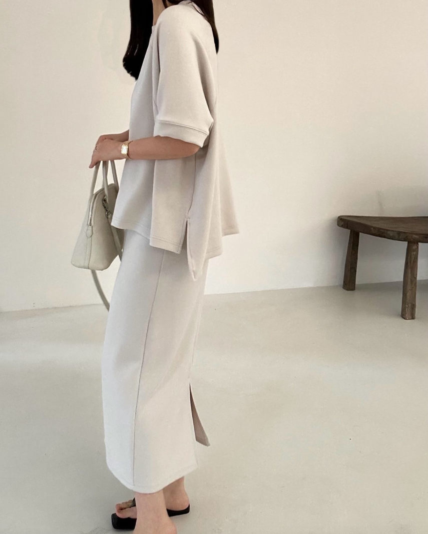 Raglan top & skirt set