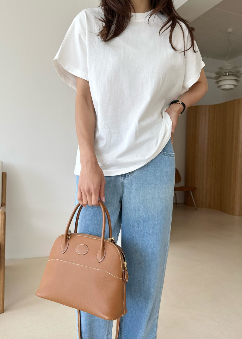 Batwing sleeves t-shirt