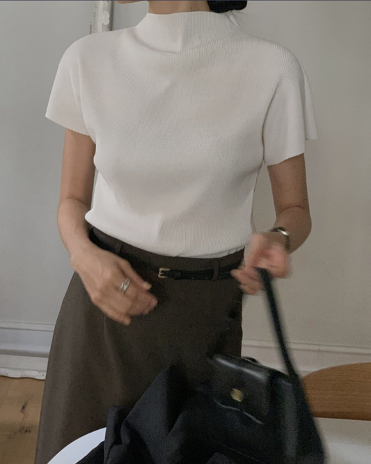 Half neck pleats top