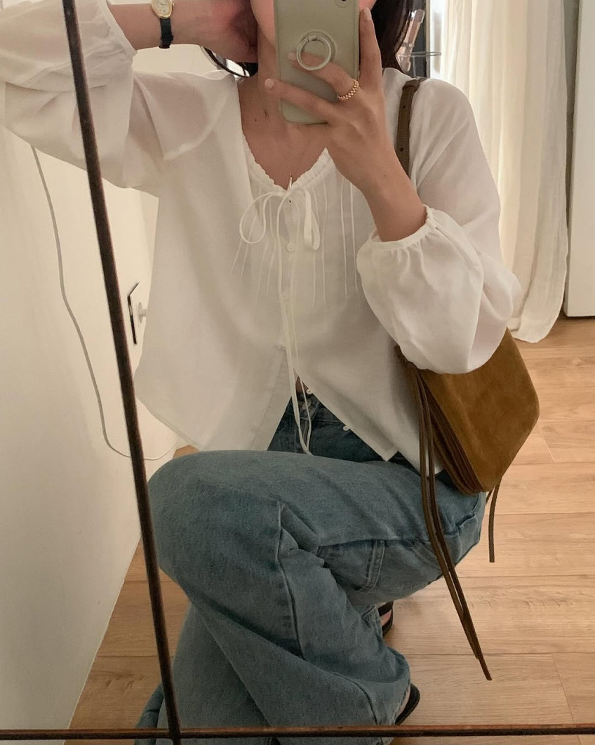 Lace neckline pintuck blouse