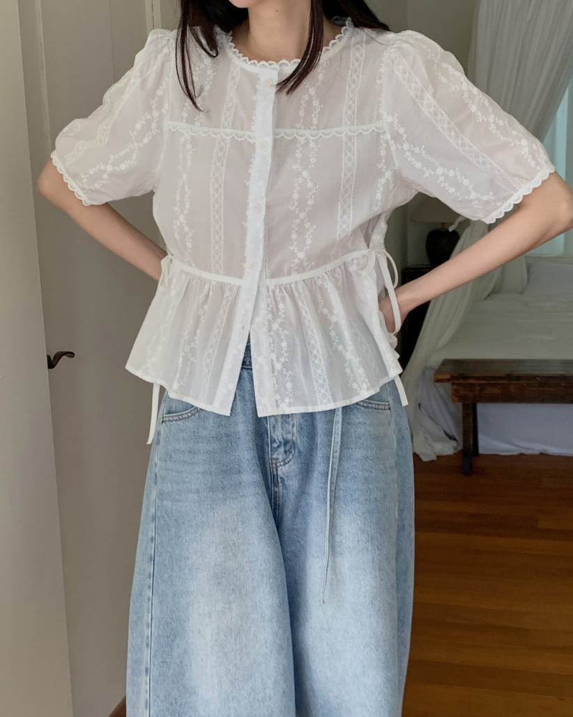 Lulu lace blouse