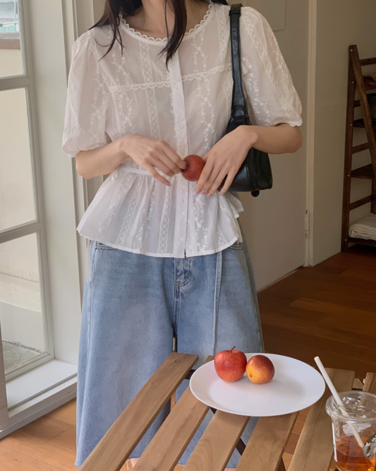 Lulu lace blouse