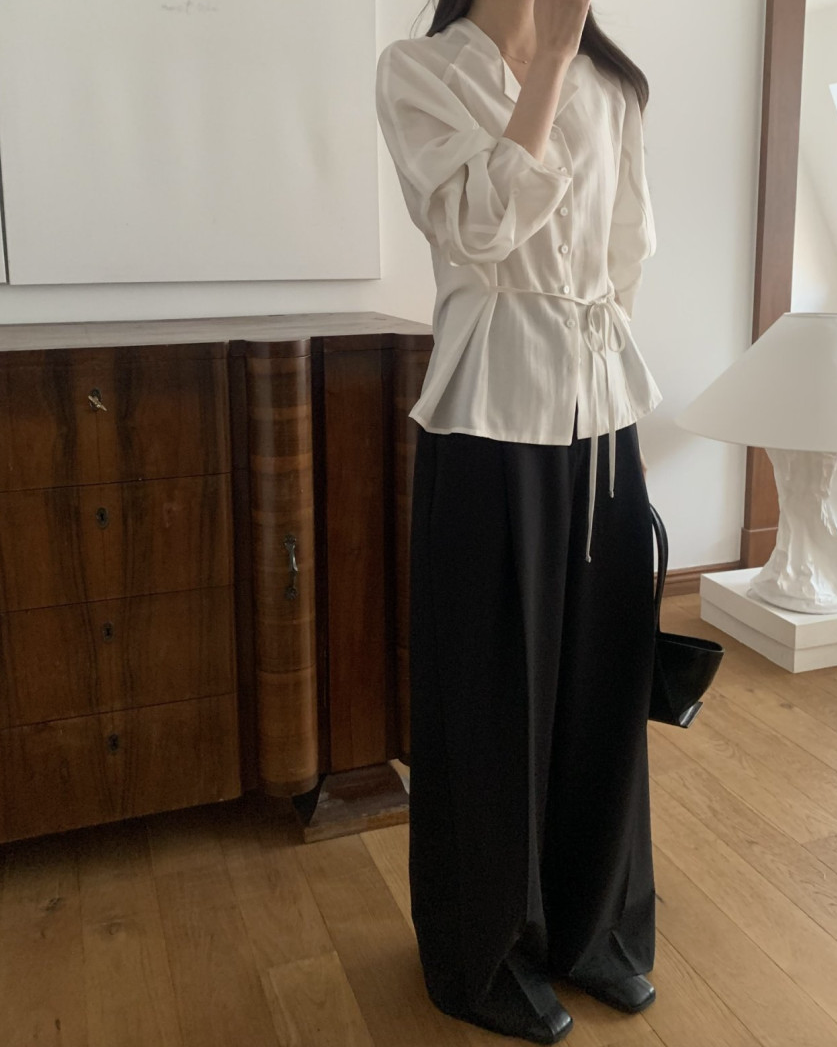 Tencel collar blouse