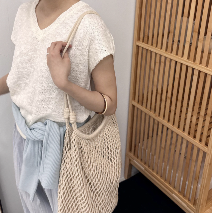 V neck slub knit top