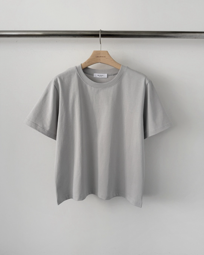 Summer basic tee