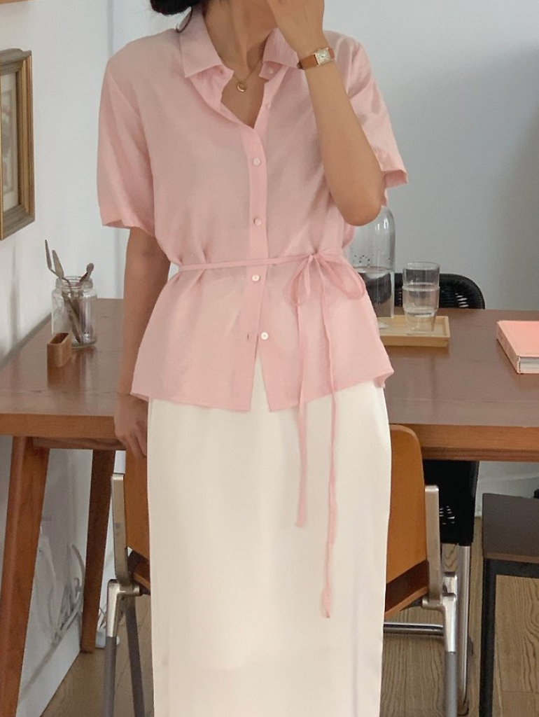 Silky half sleeves blouse
