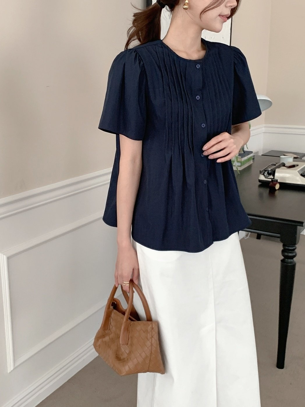 Pintuck blouse