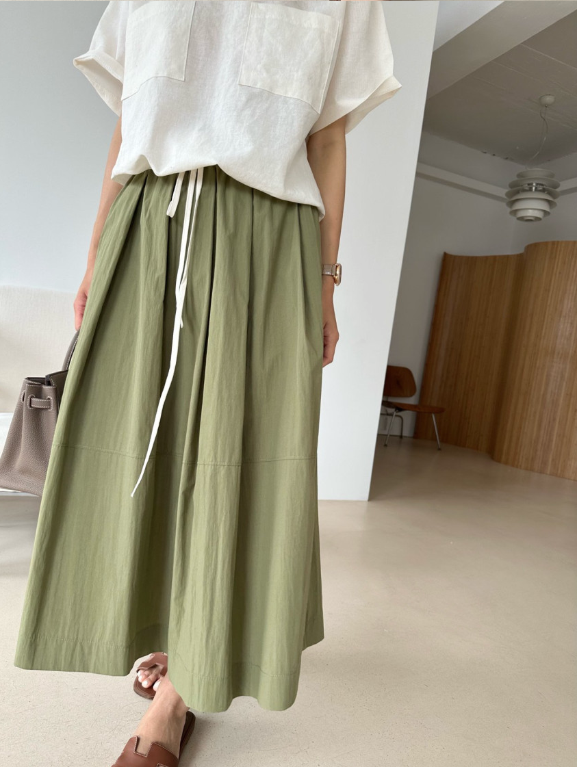 Nylon full skirt