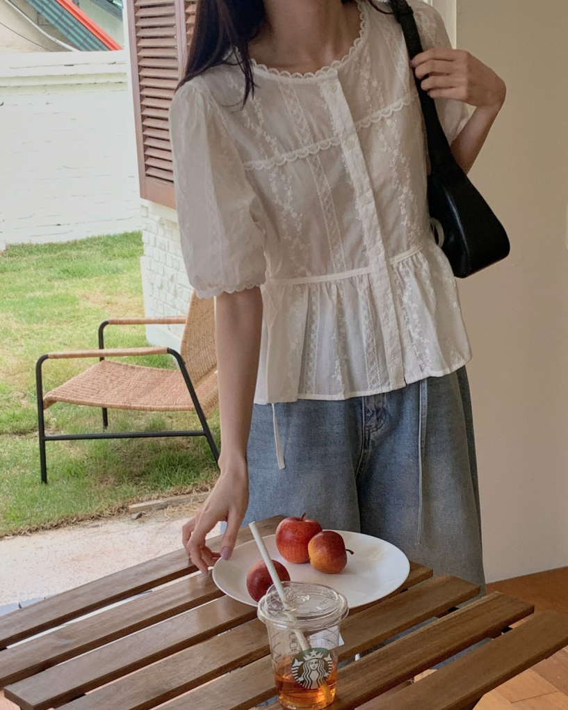 Lulu lace blouse