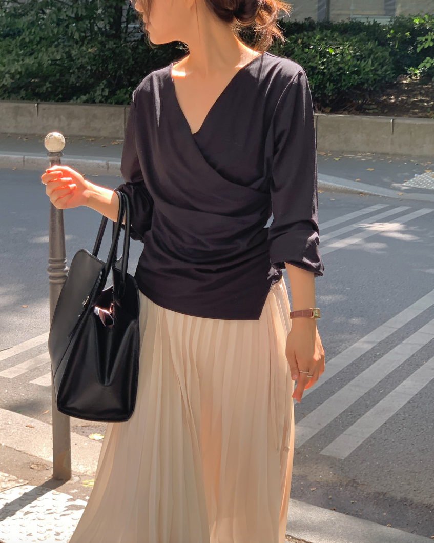 Accordion pleats skirt