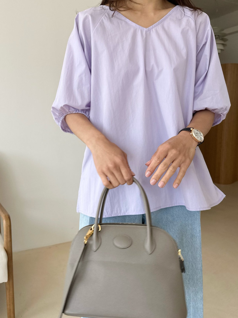 V neck puff sleeves blouse