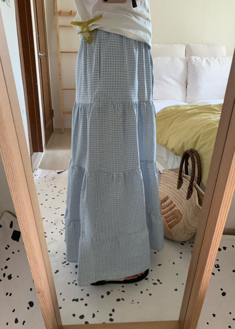 Checkered tiered skirt