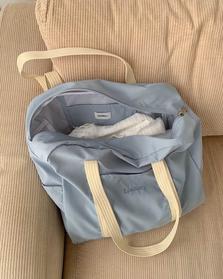 Nylon duffle bag