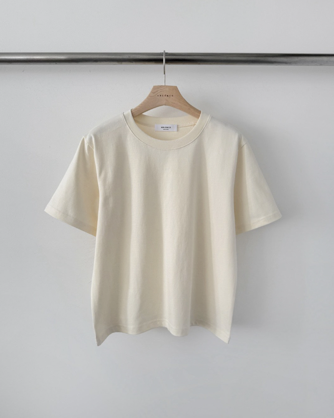 Summer basic tee