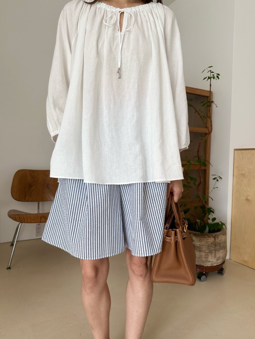 Linen bohemian blouse