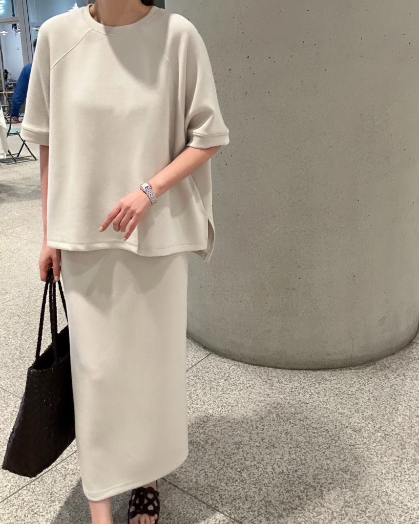Raglan top & skirt set