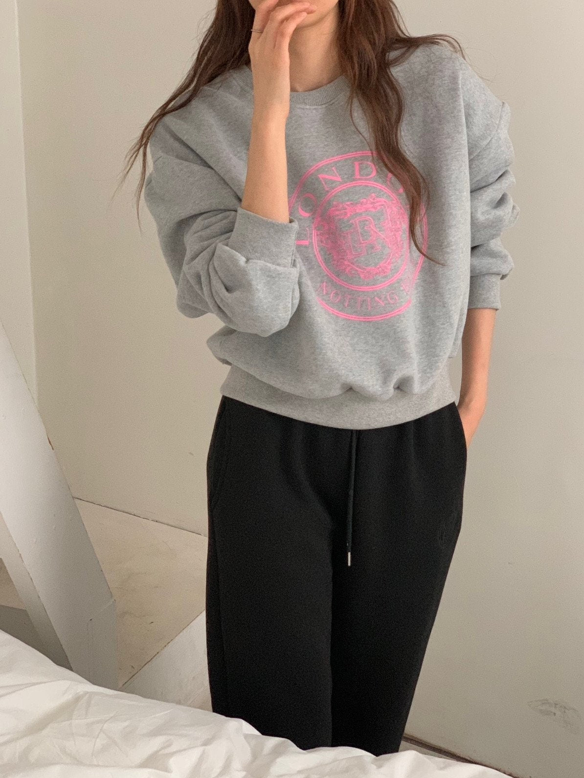 (F/W) Fleece lined sweatshirt