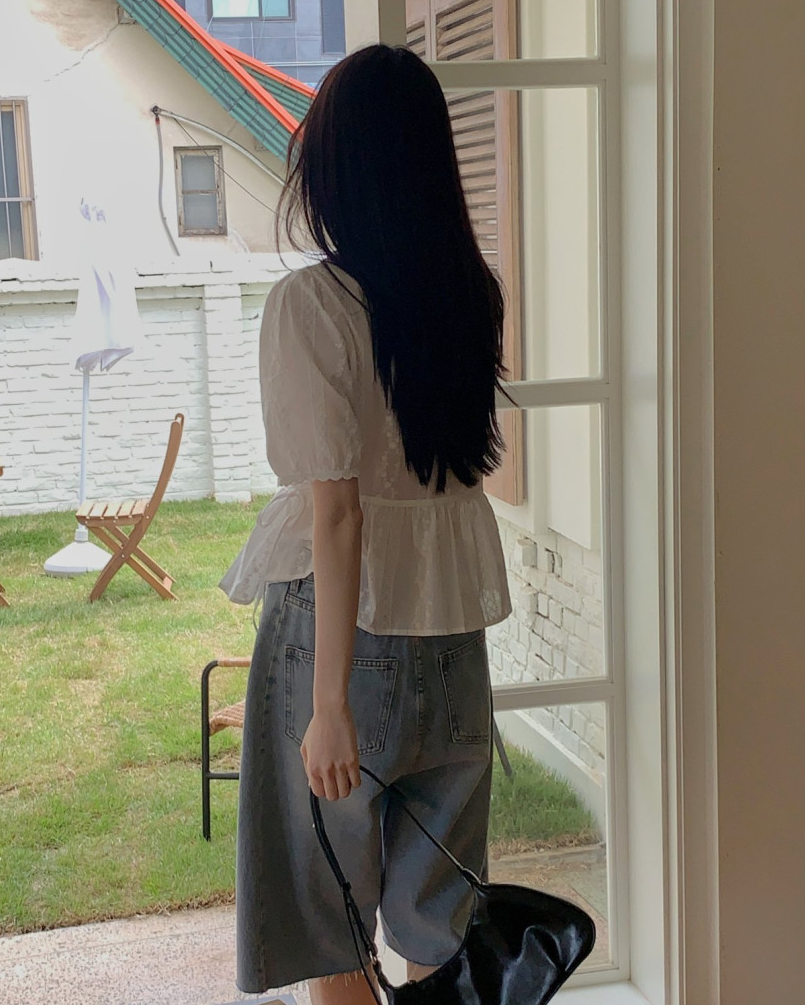 Lulu lace blouse