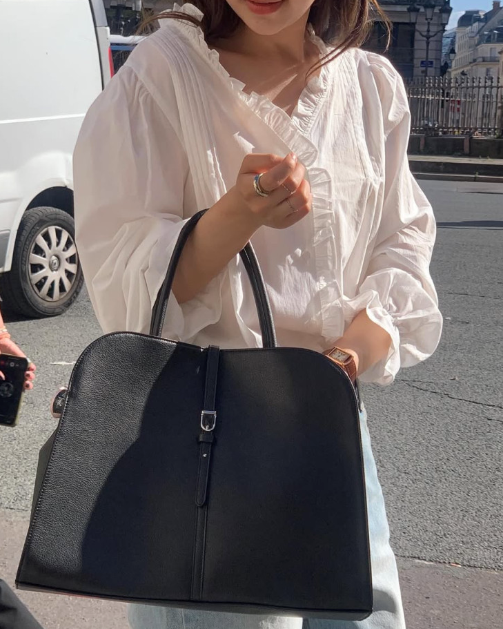 Cotton frill blouse