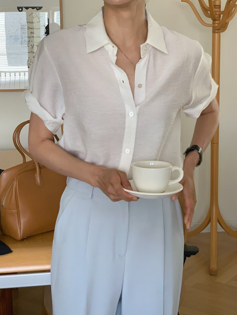 Silky half sleeves blouse