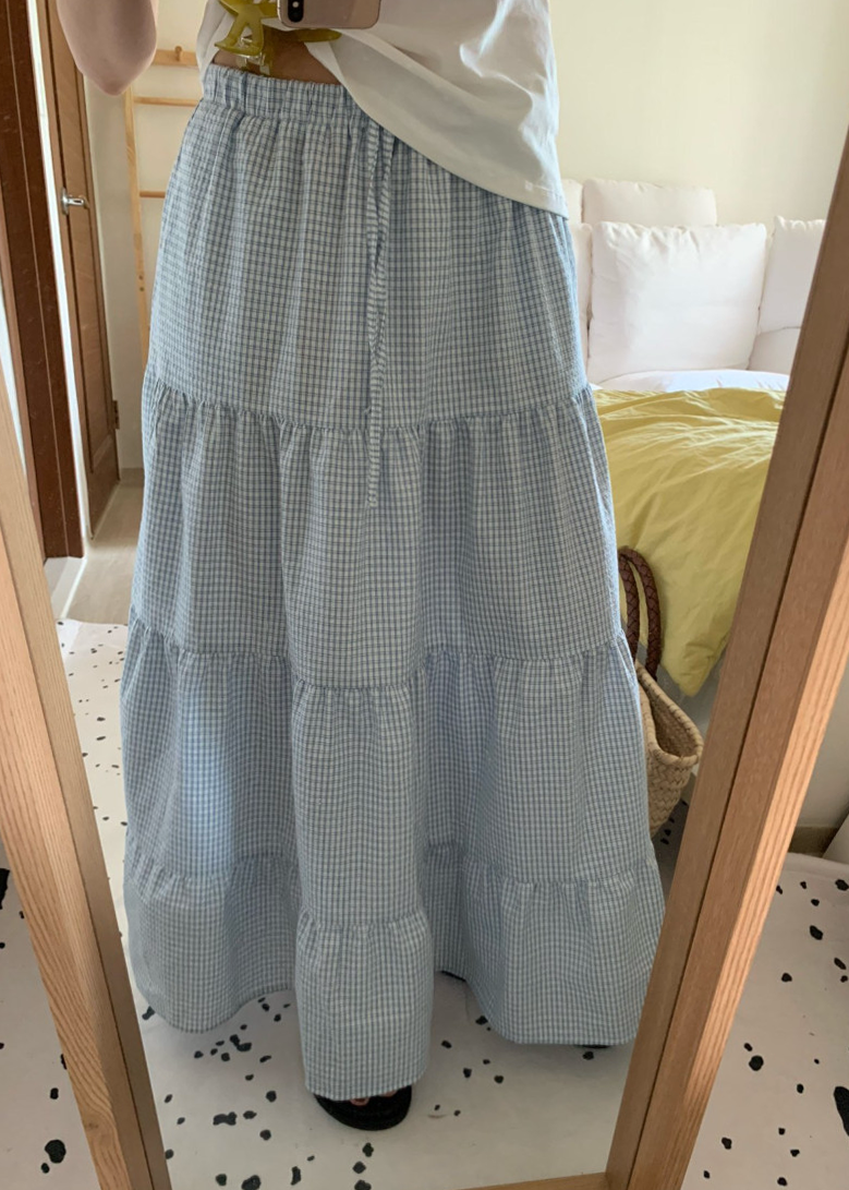 Checkered tiered skirt