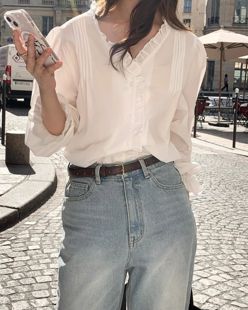 Cotton frill blouse