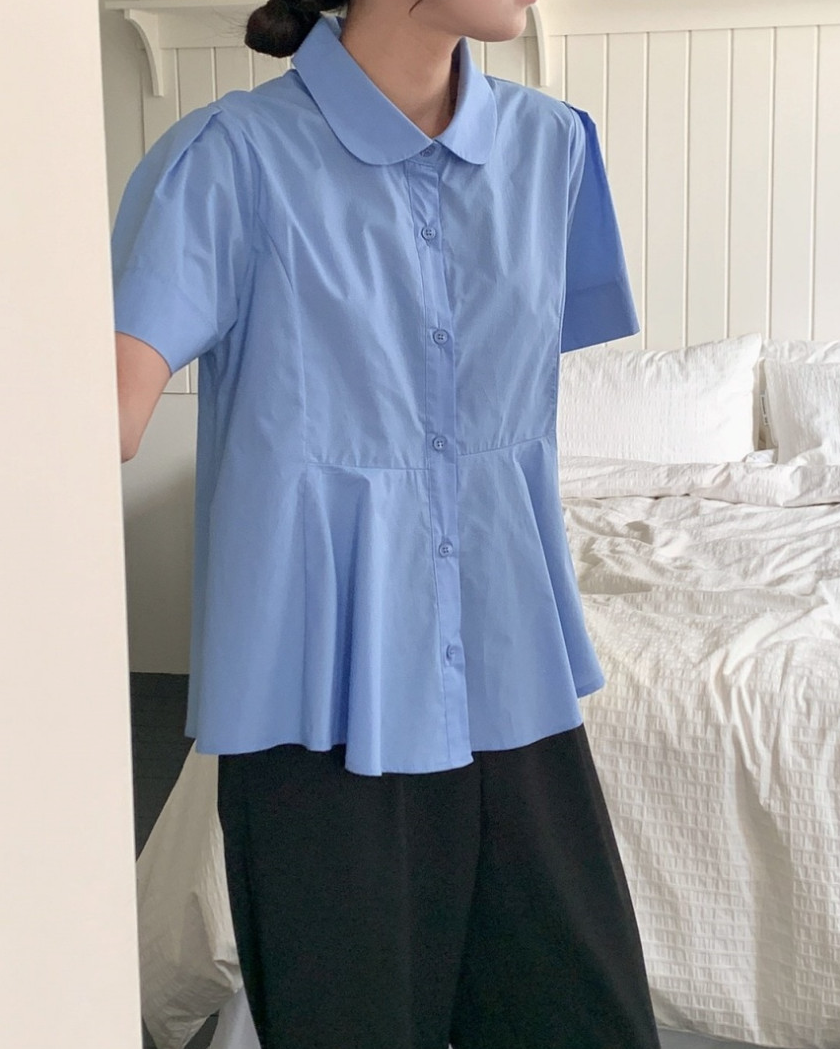 Back pleats shirt