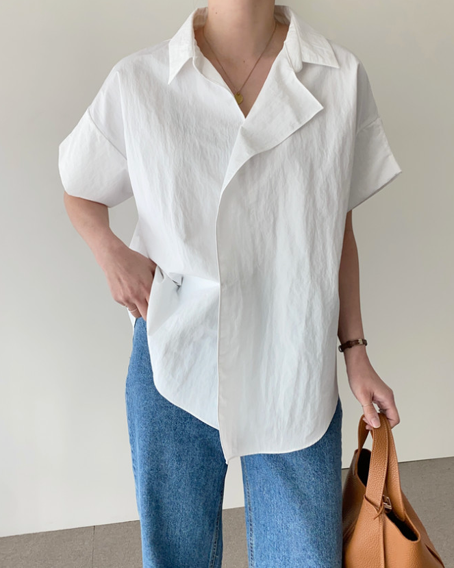 Nylon collar blouse