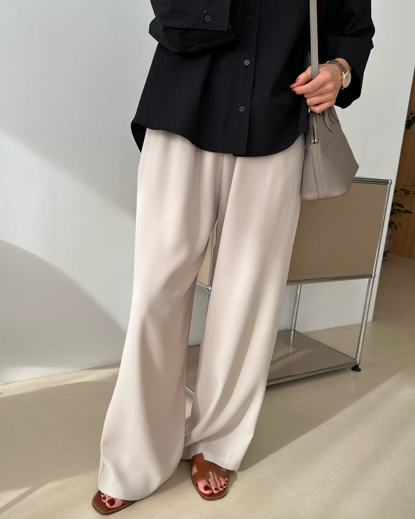 Silky wide pants