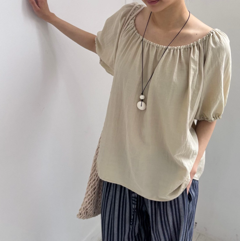 Rayon puff sleeve blouse