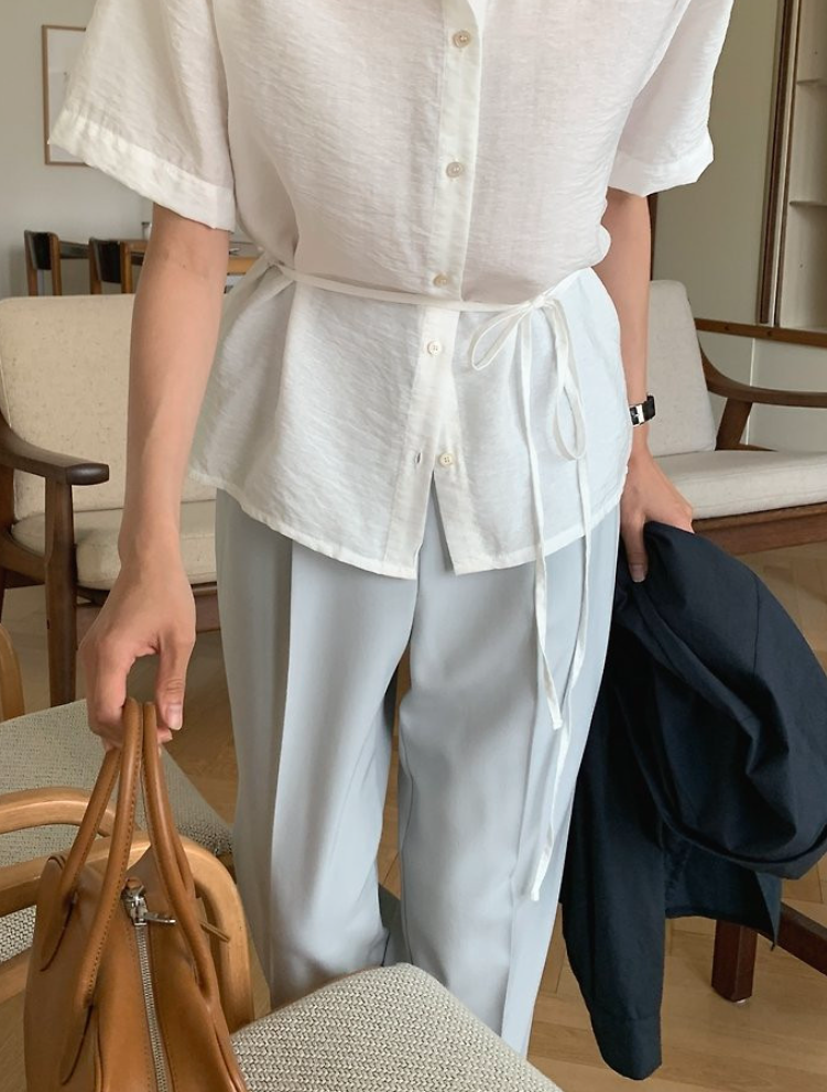 Silky half sleeves blouse