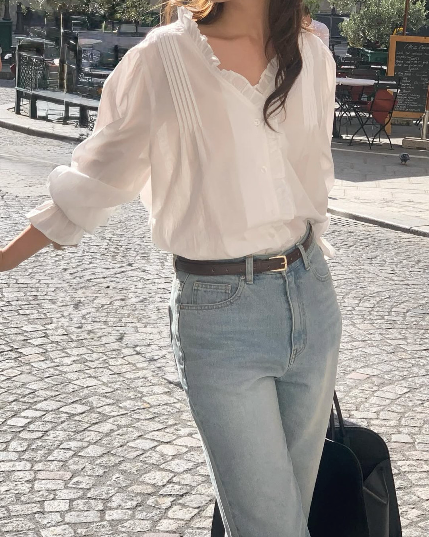 Cotton frill blouse