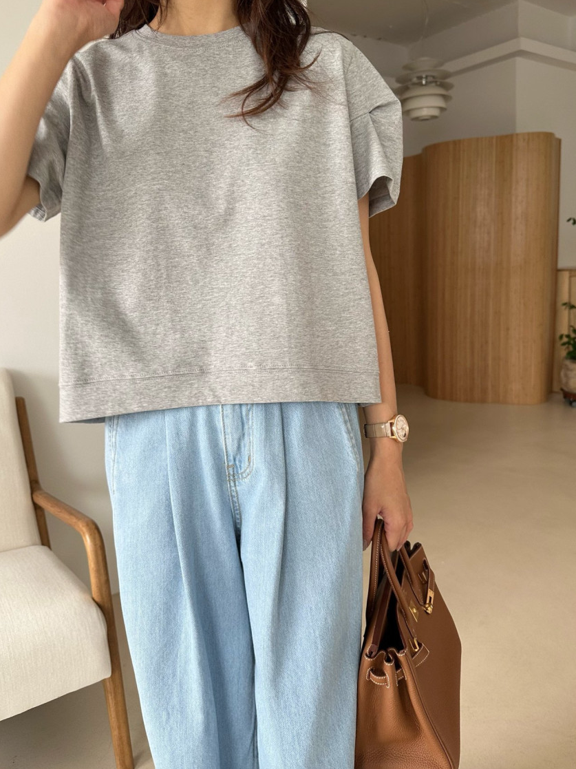 Pumpkin sleeves tee