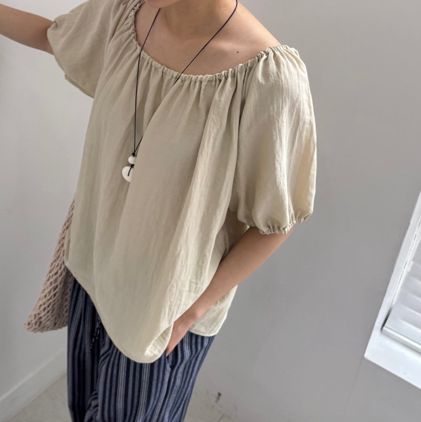 Rayon puff sleeve blouse