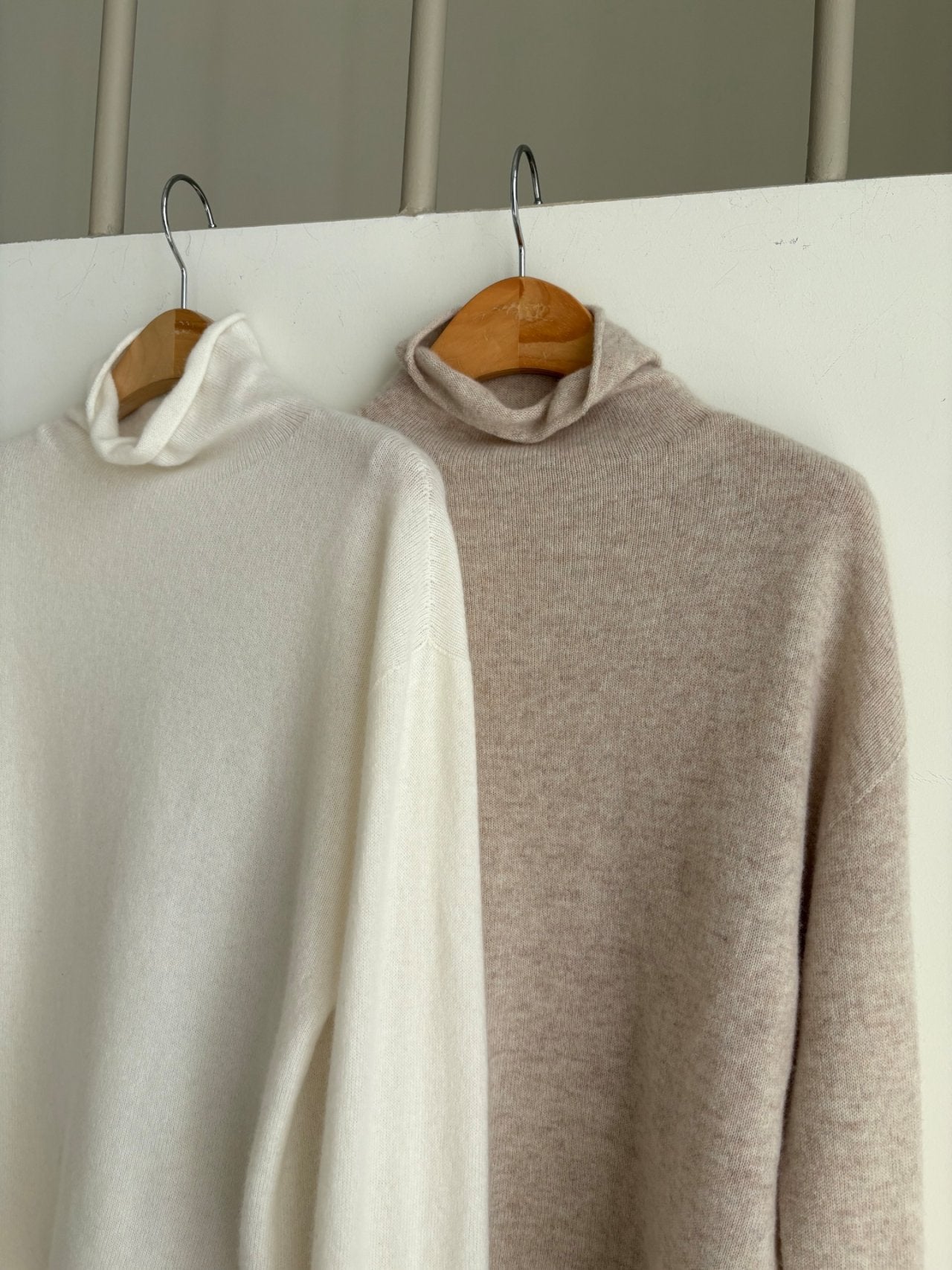 (F/W) Wholegarment high-neck knit top