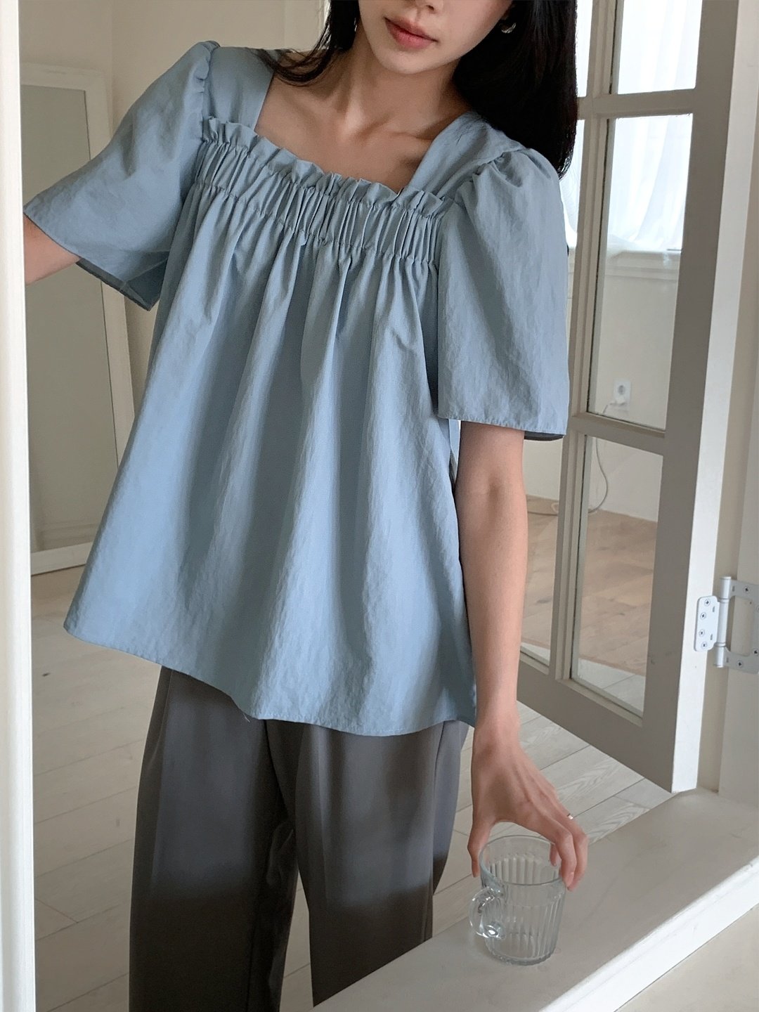 Nylon shirring blouse